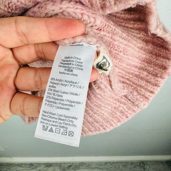 Madewell Loretto Mock Neck Wool-Blend Sweater in Heather Blush Pink - Picture 7 of 9